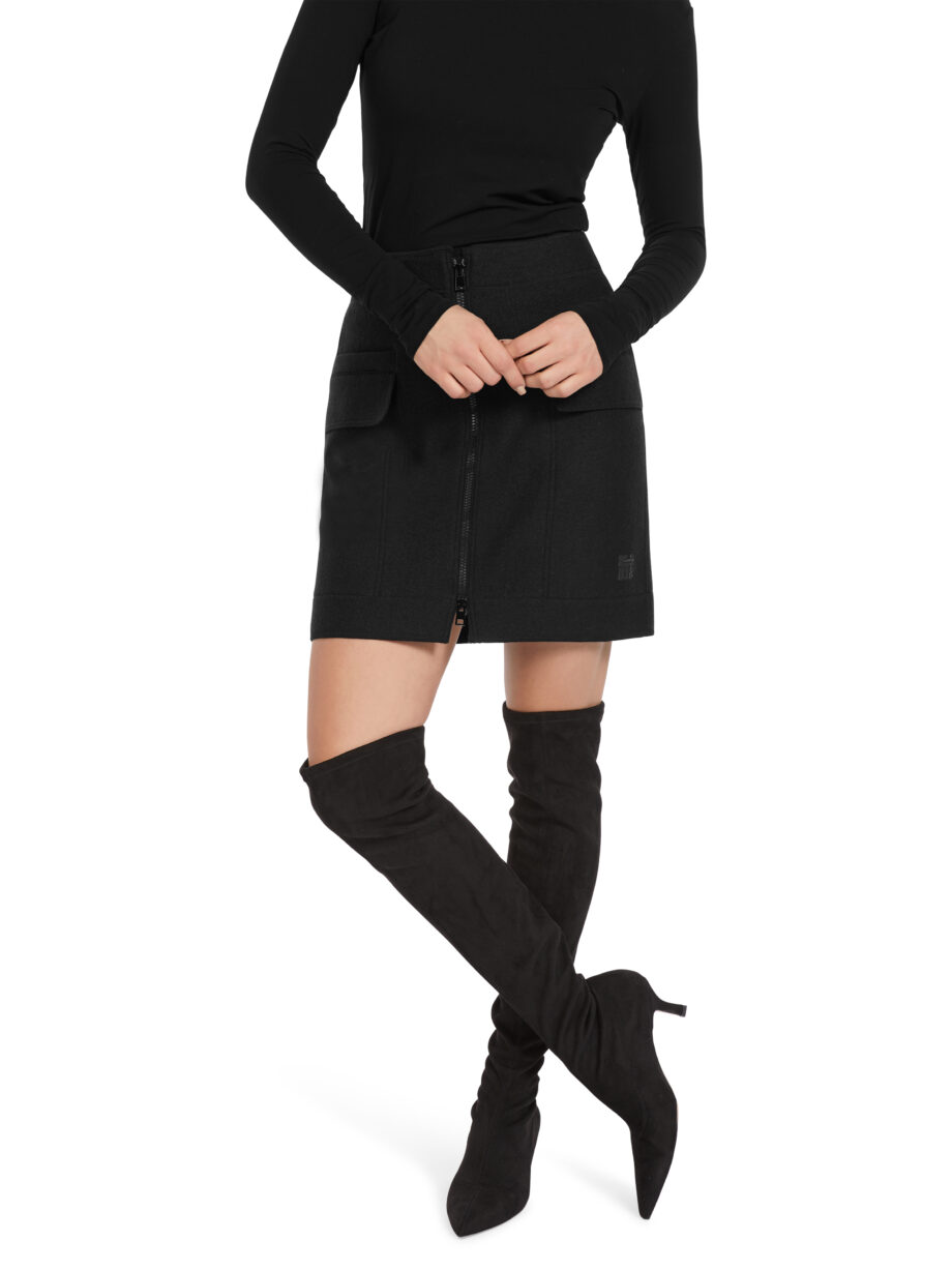 Marc Cain - Minirock Knitted in Germany