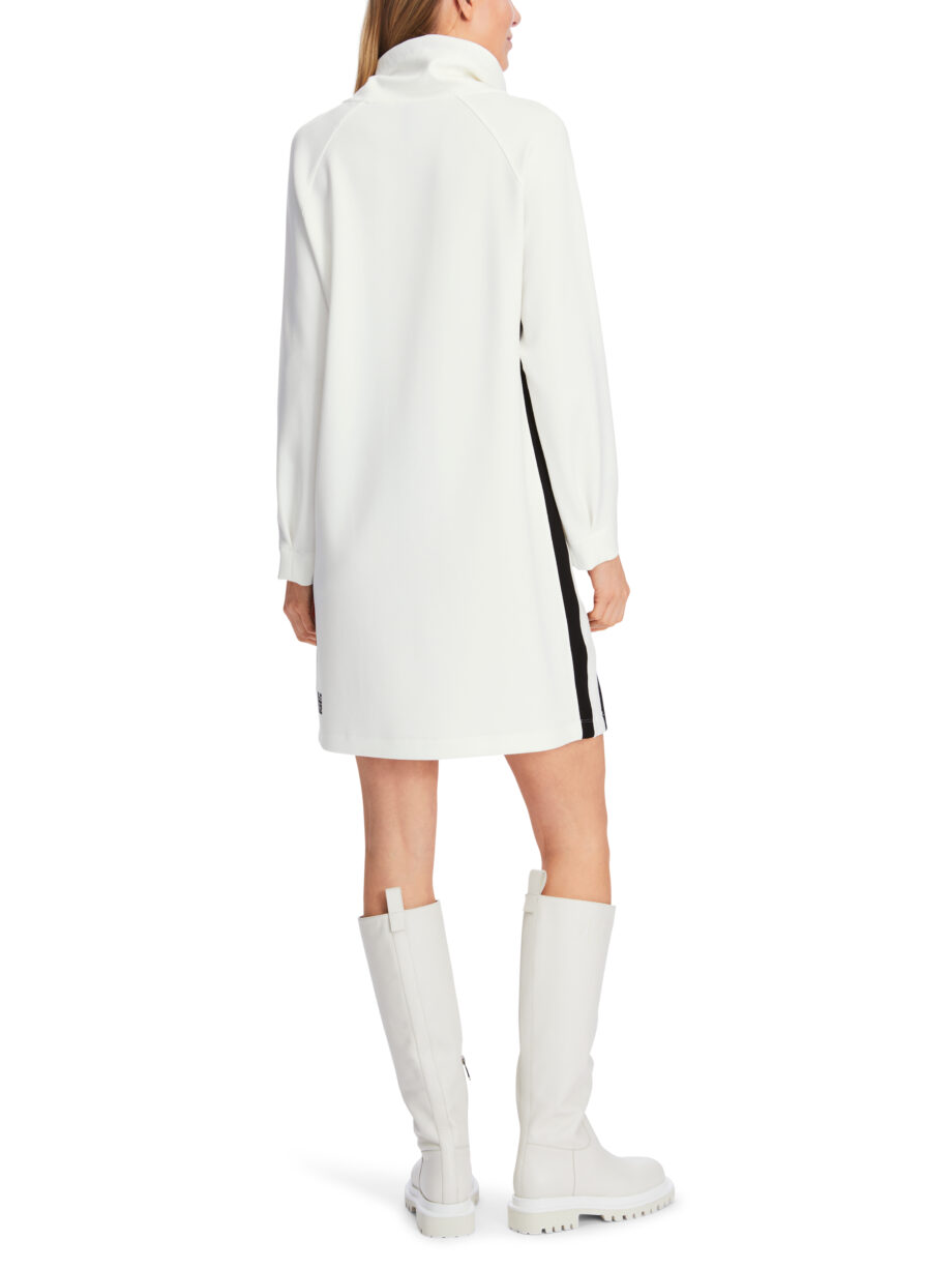 Marc Cain - Kurzes Kleid mit  Kellerfalten