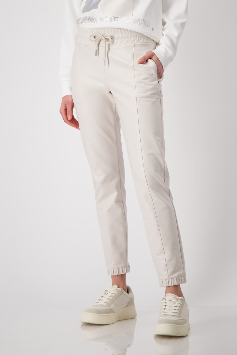 Monari - Hose