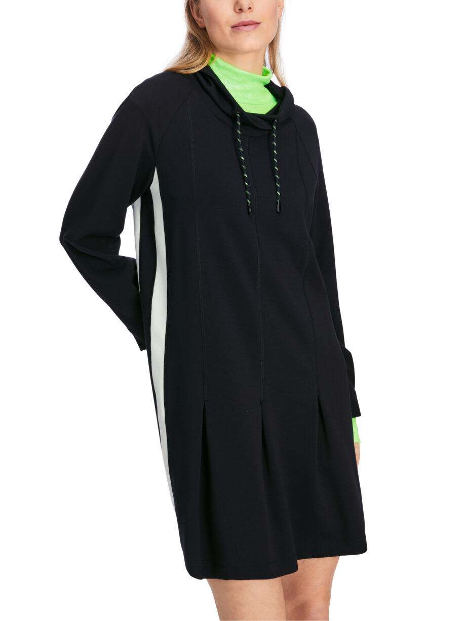 Marc Cain - Kurzes Kleid mit  Kellerfalten