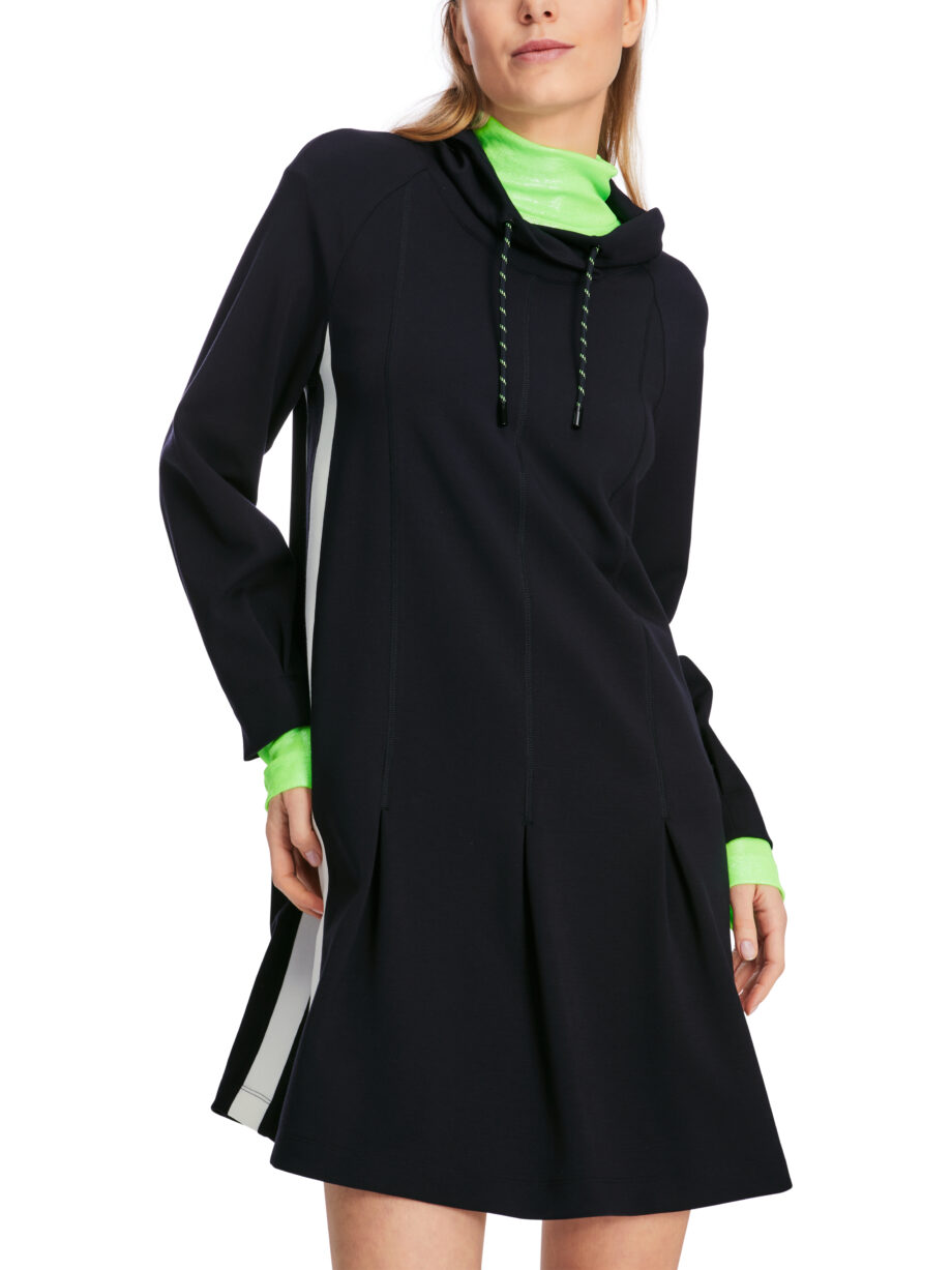 Marc Cain - Kurzes Kleid mit  Kellerfalten