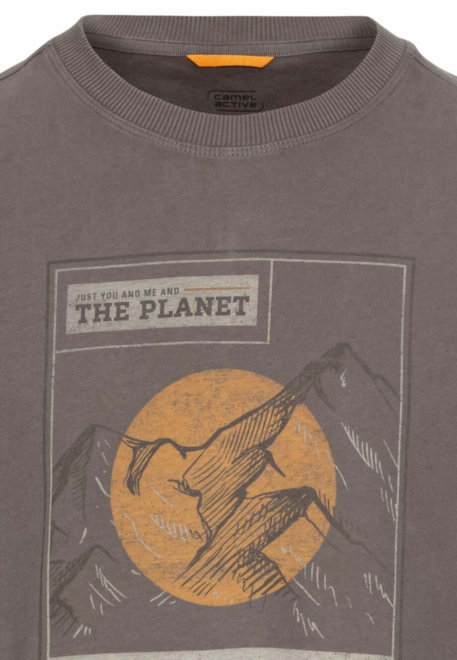 Camel - T-Shirt mit Print aus nachhaltigem Organic Cotton