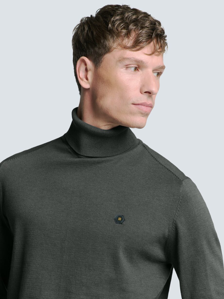 NO EXCESS - Pullover Rollneck